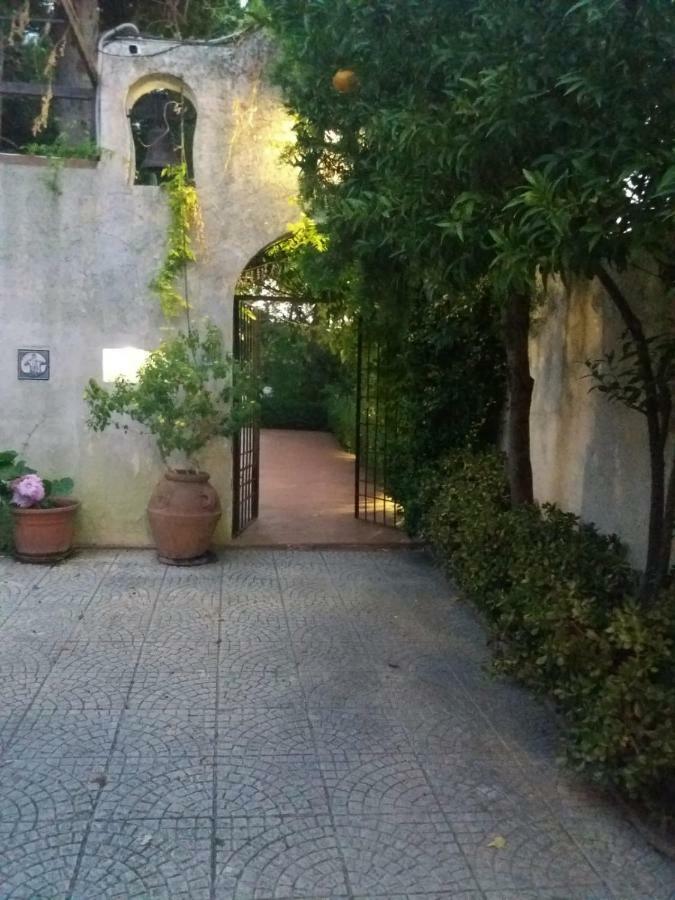 B&B Arechi Salerno Exterior photo